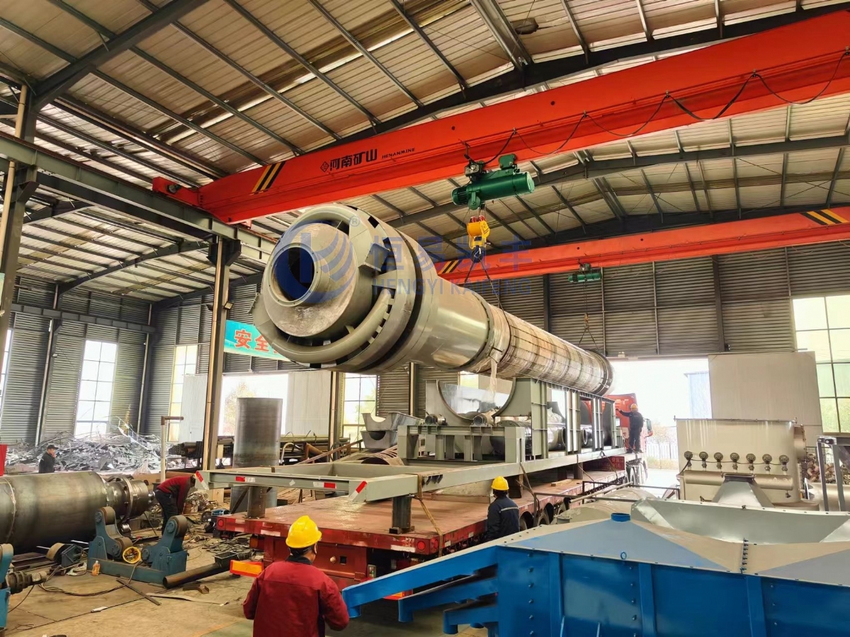 海南椰殼炭化爐發(fā)貨_活性炭設備